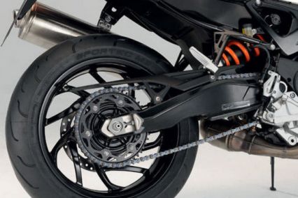 Így tisztítsd a motorod láncát