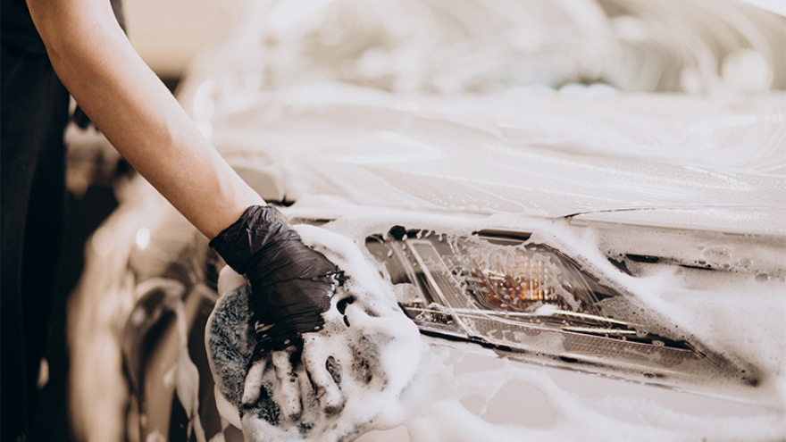 Hogyan moss autót otthon?